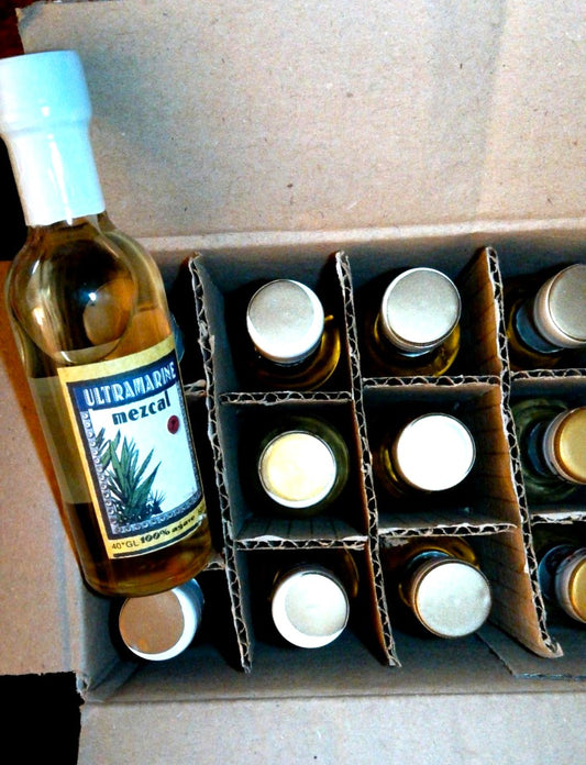 ULTRAMARINE MEZCAL 5 cl. 40°, sans chenille.